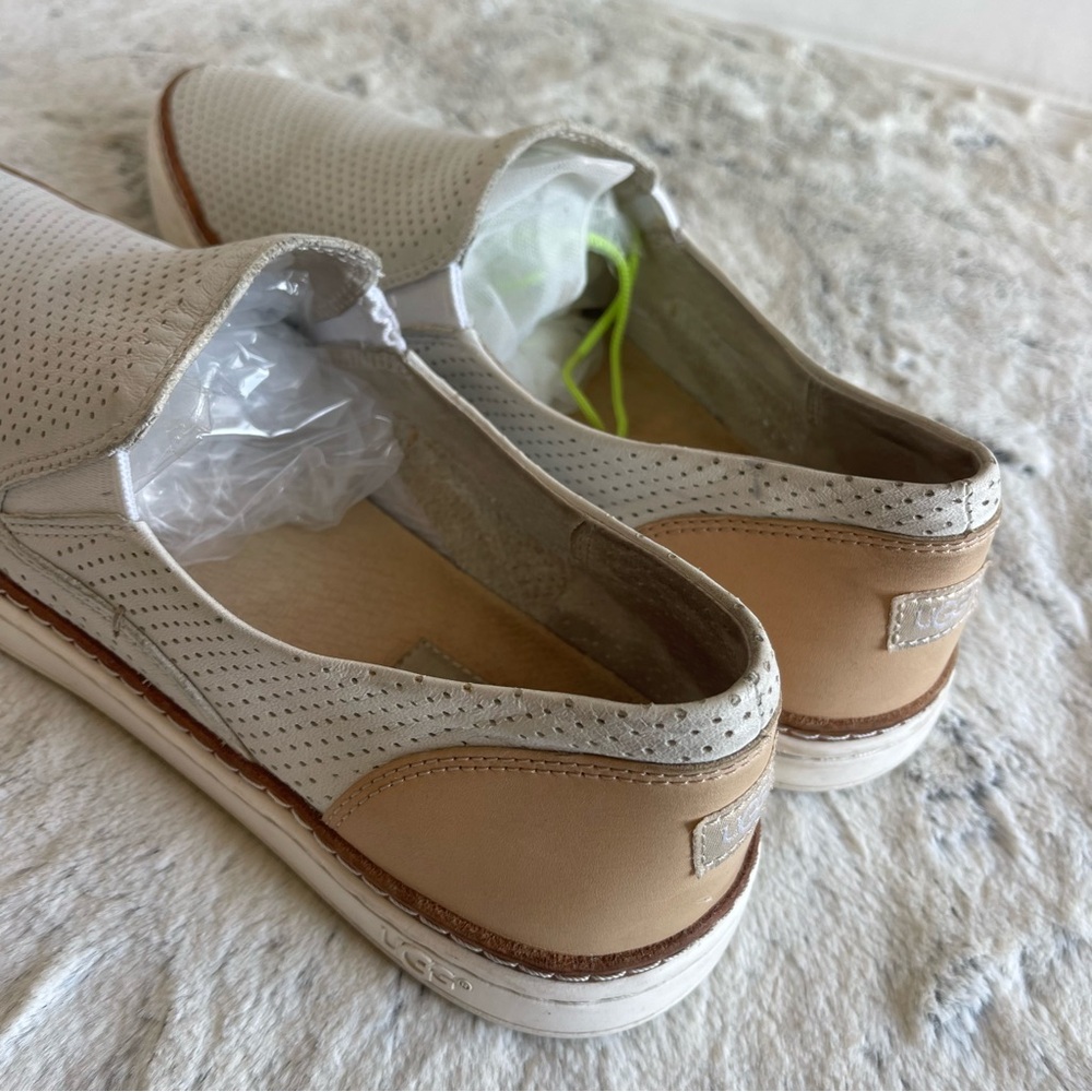 Ugg Adley Perf Stardust Slip-On Women Size 9 - Picture 9 of 12